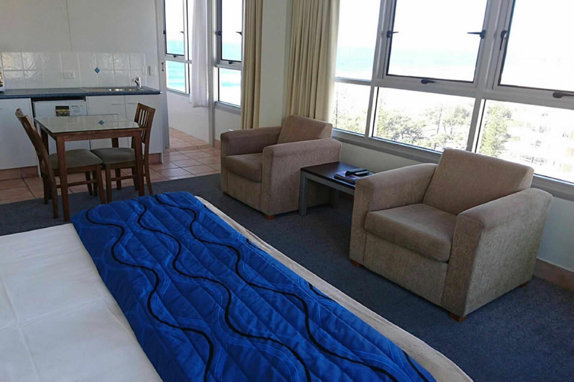 Chateau Beachside Resort Гоулд Коуст Екстериор снимка